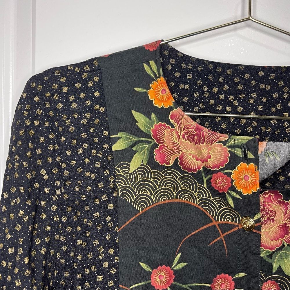 Button Front Long Sleeve Blouse - Picture 5 of 7